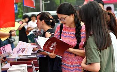 花錢買“內部信息”填報高考志愿靠譜嗎？